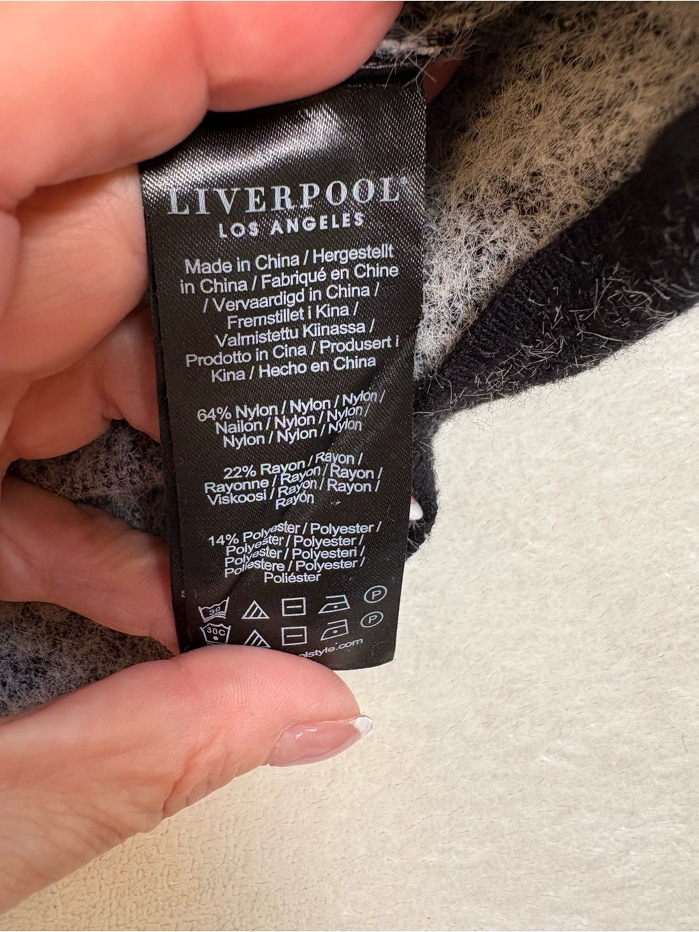 Liverpool Los Angeles Soft Fuzzy Floral Sweater Black White Crew Neck Womenβs M - Picture 10 of 12